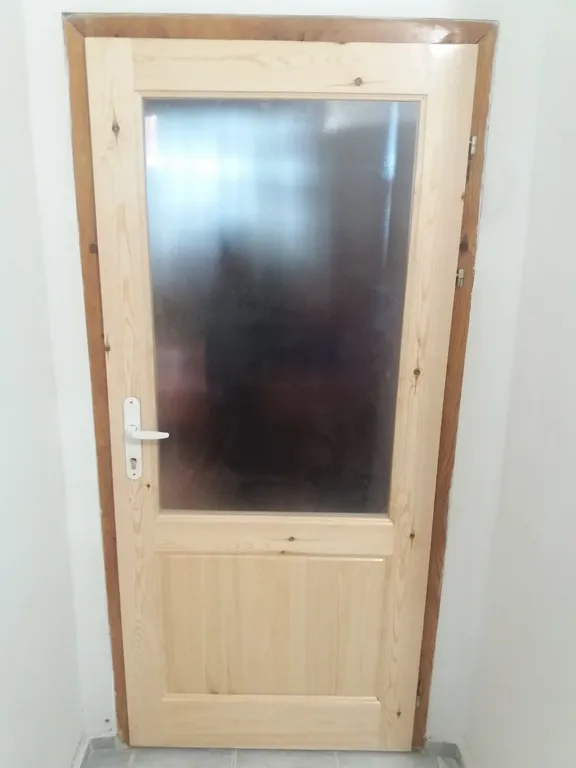 Крило на врата